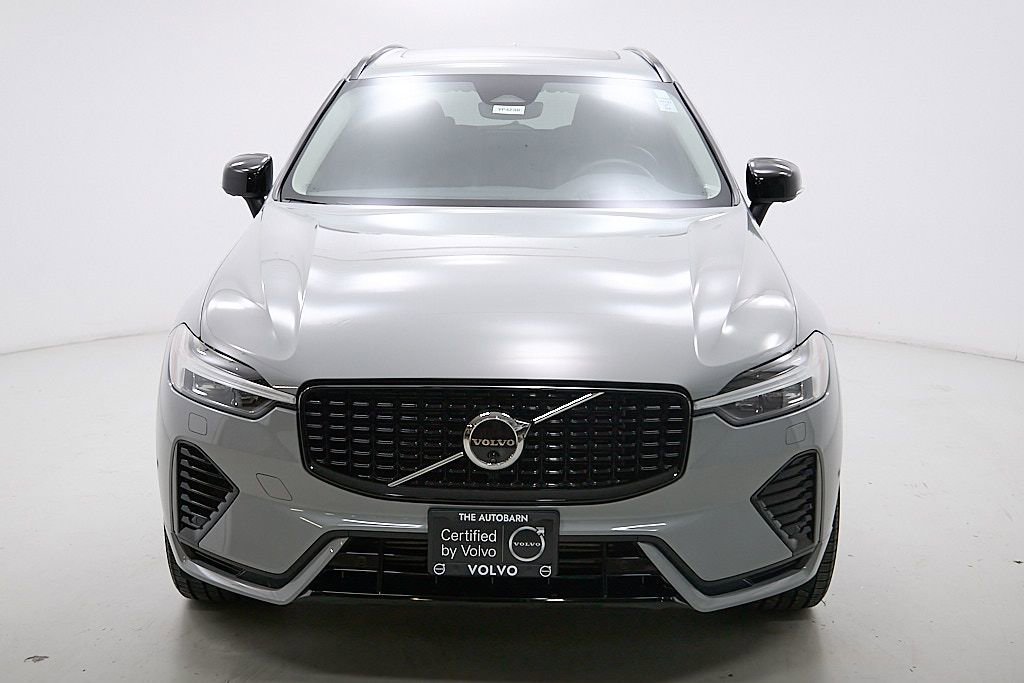 Certified 2024 Volvo XC60 T8 Ultimate w/ Protection Package Premier image 5