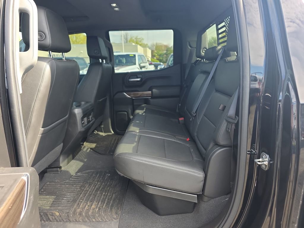 Used 2021 Chevrolet Silverado 1500 RST w/ Redline Edition image 17