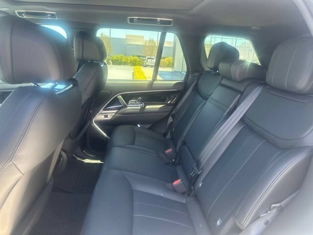 Certified 2024 Land Rover Range Rover SE AWD/4WD image 10