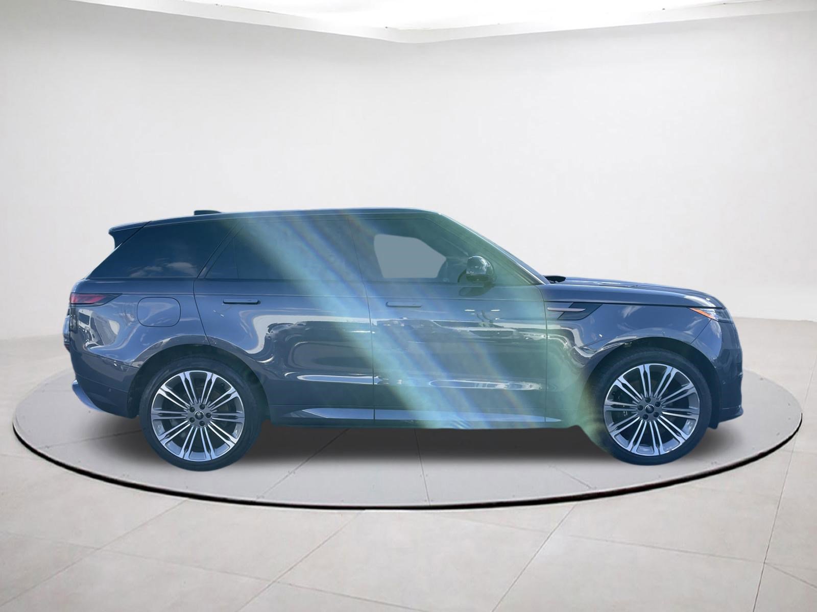 Used 2024 Land Rover Range Rover Sport Dynamic SE image 6