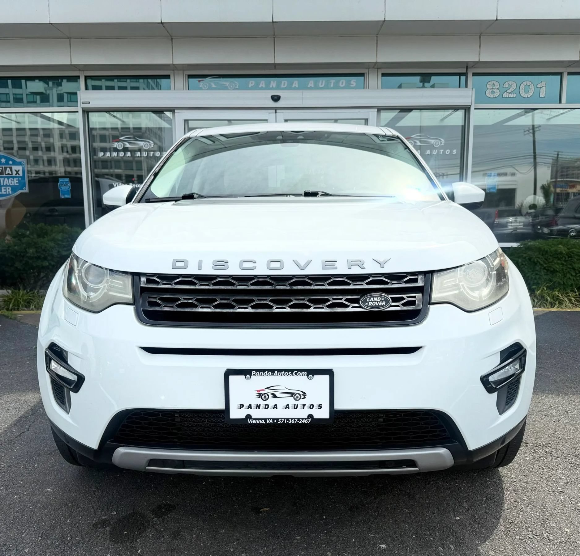 Used 2016 Land Rover Discovery Sport HSE AWD/4WD image 2