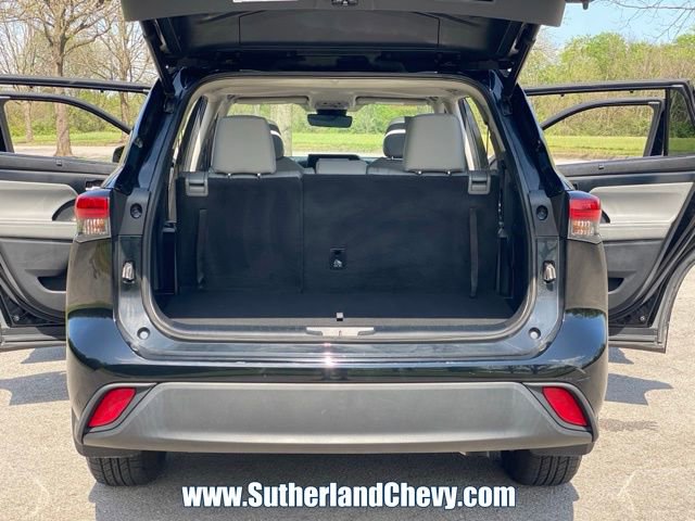 Used 2023 Toyota Highlander XLE image 43