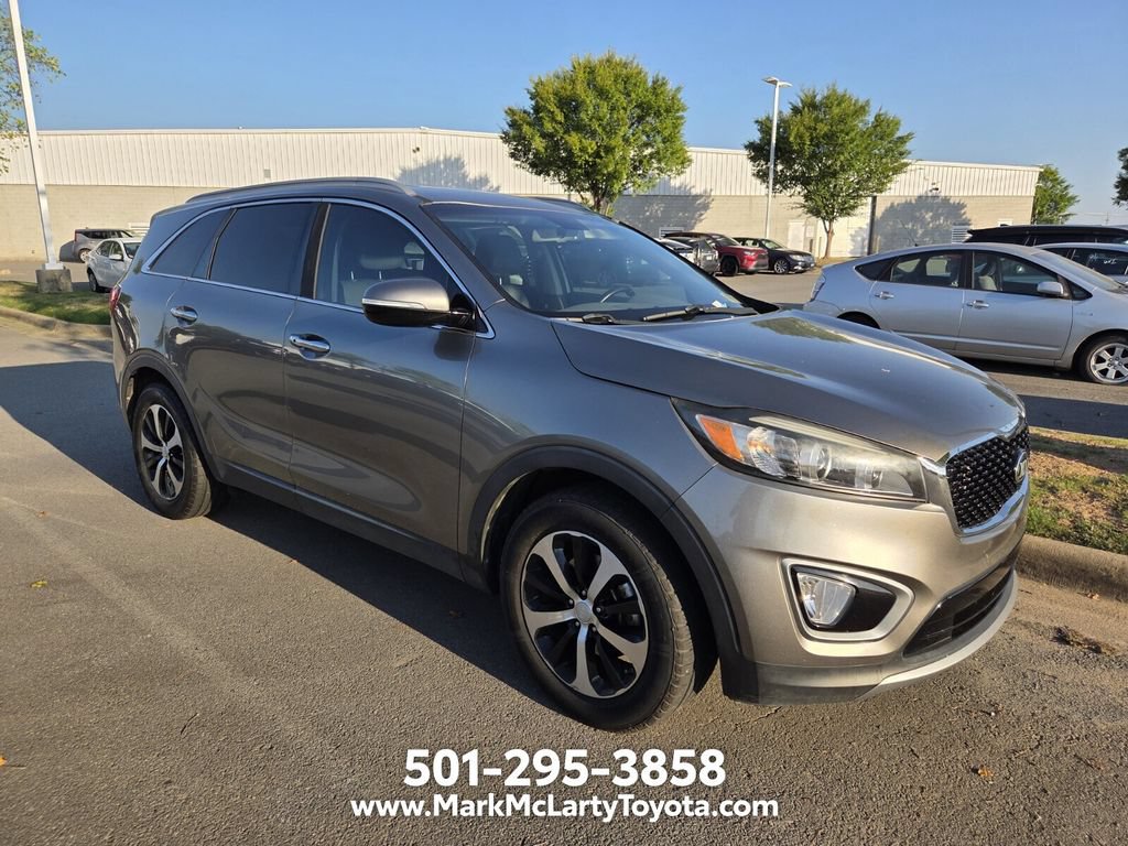 Used 2016 Kia Sorento EX w/ EX Premium Package FWD image 3
