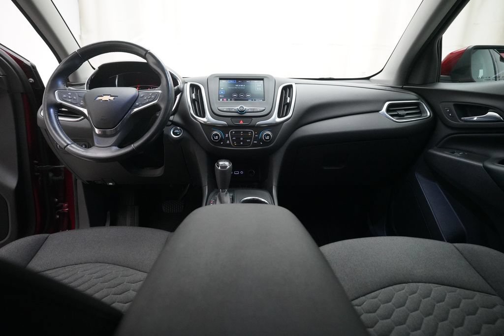 Used 2020 Chevrolet Equinox LT FWD image 16