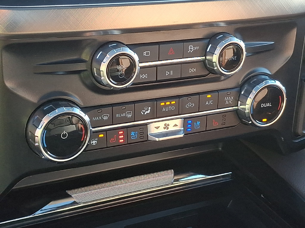 Used 2025 Ford F250 King Ranch AWD/4WD image 17