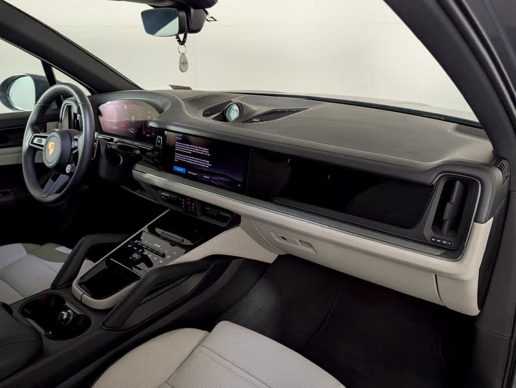 New 2026 Porsche Cayenne S AWD/4WD image 19