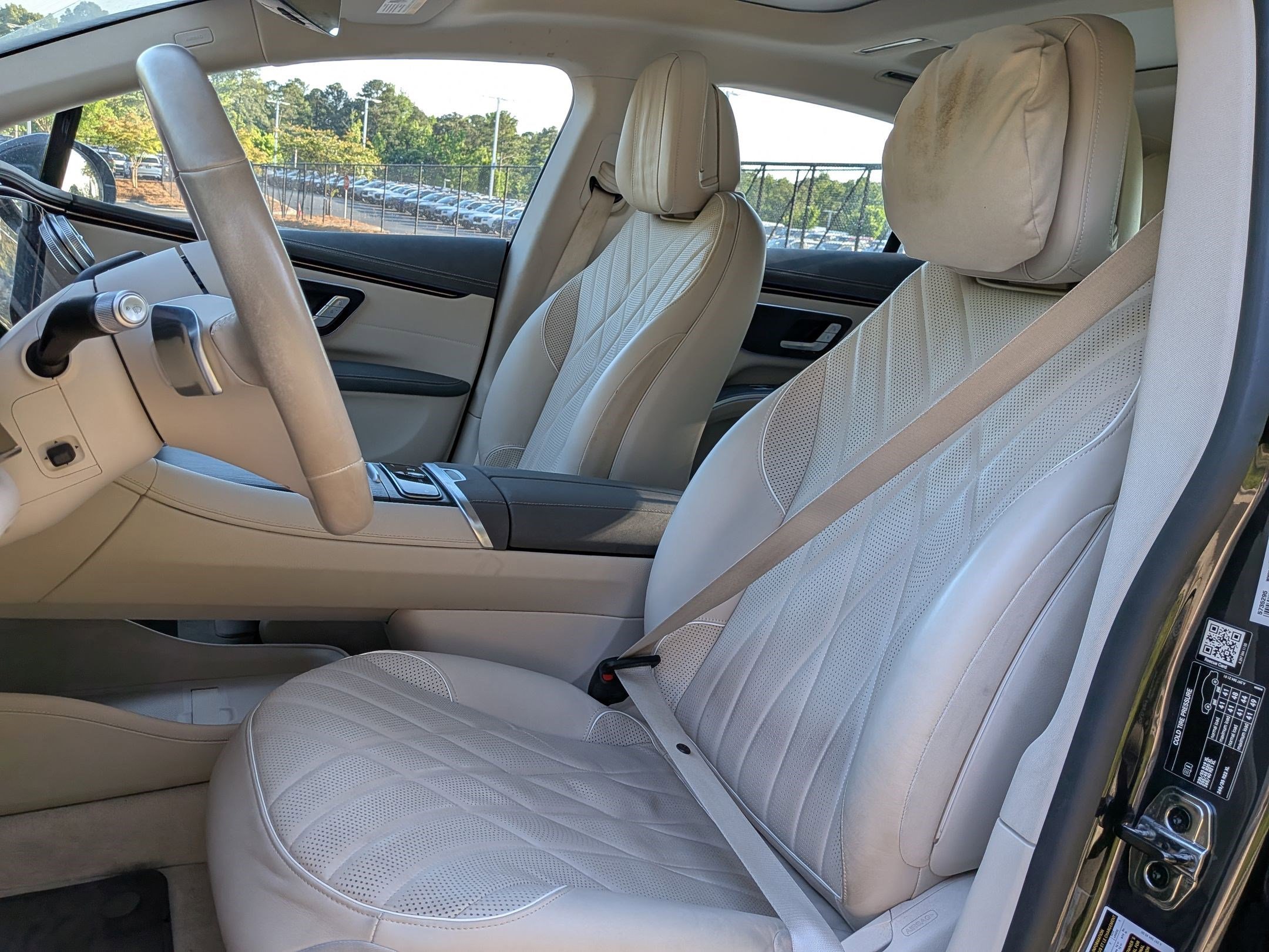 Certified 2022 Mercedes-Benz EQS 580 4MATIC Sedan image 12