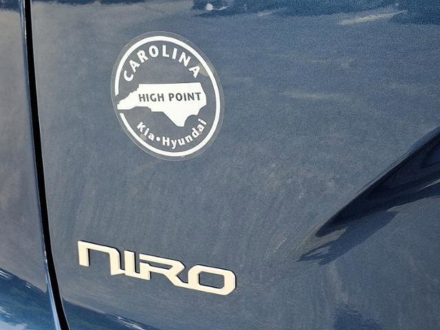 New 2025 Kia Niro EX Touring image 8