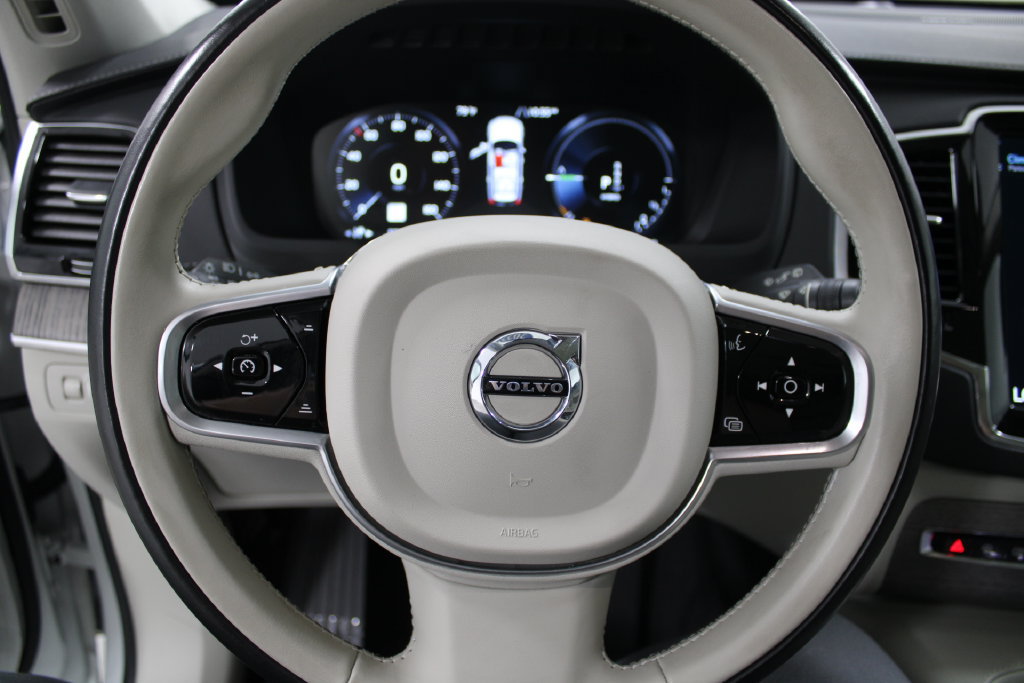 Used 2022 Volvo XC90 T8 Inscription w/ Advanced Package AWD/4WD image 36