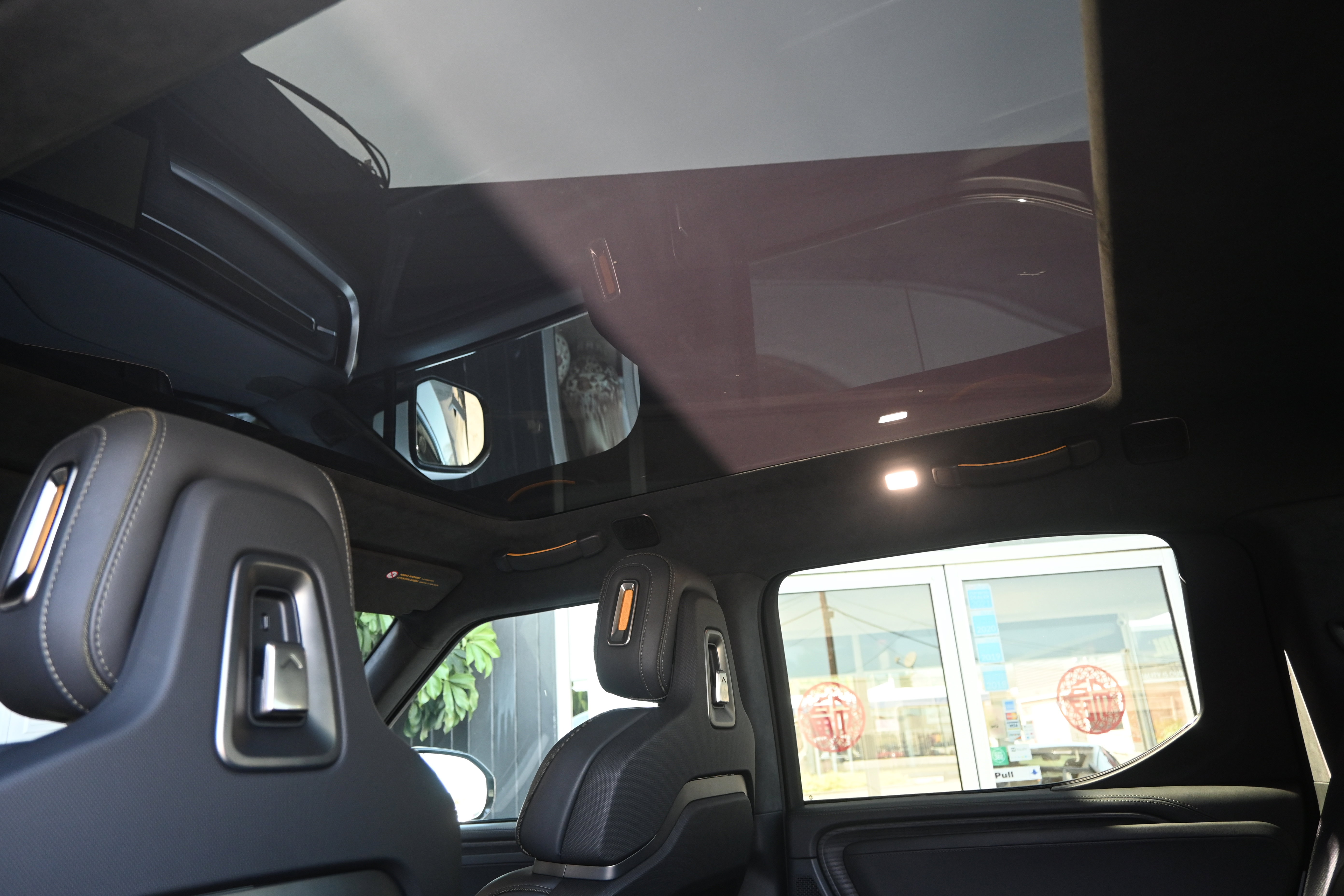 Used 2023 Rivian R1T Adventure image 43