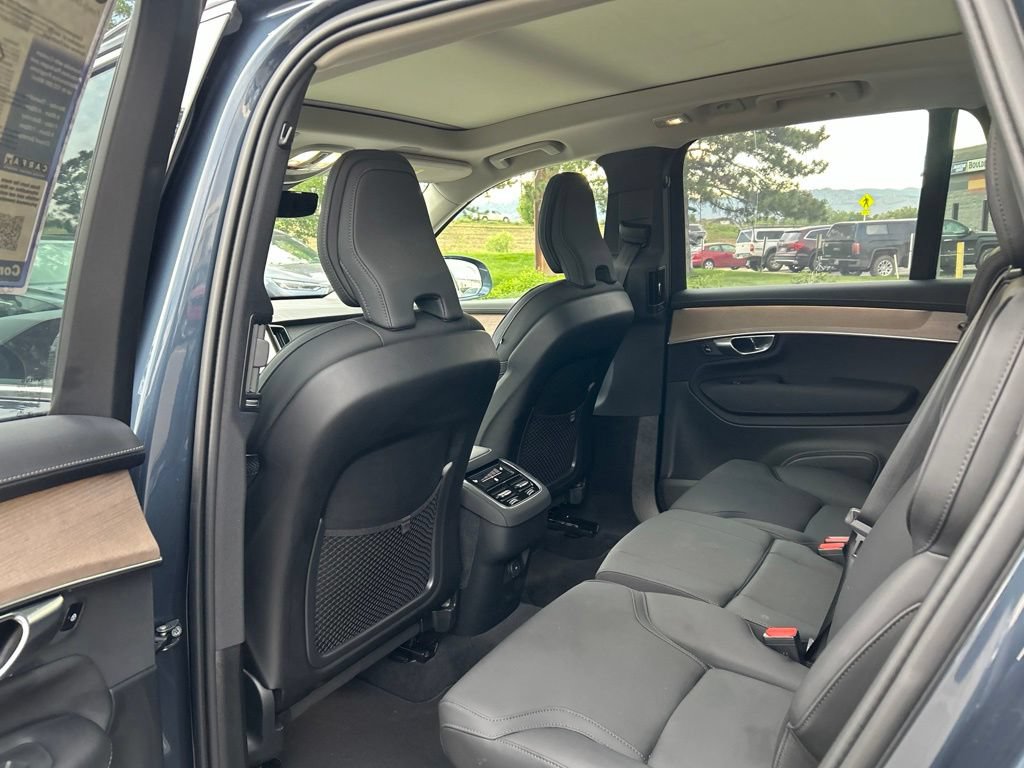 Used 2025 Volvo XC90 B6 Plus AWD/4WD image 21