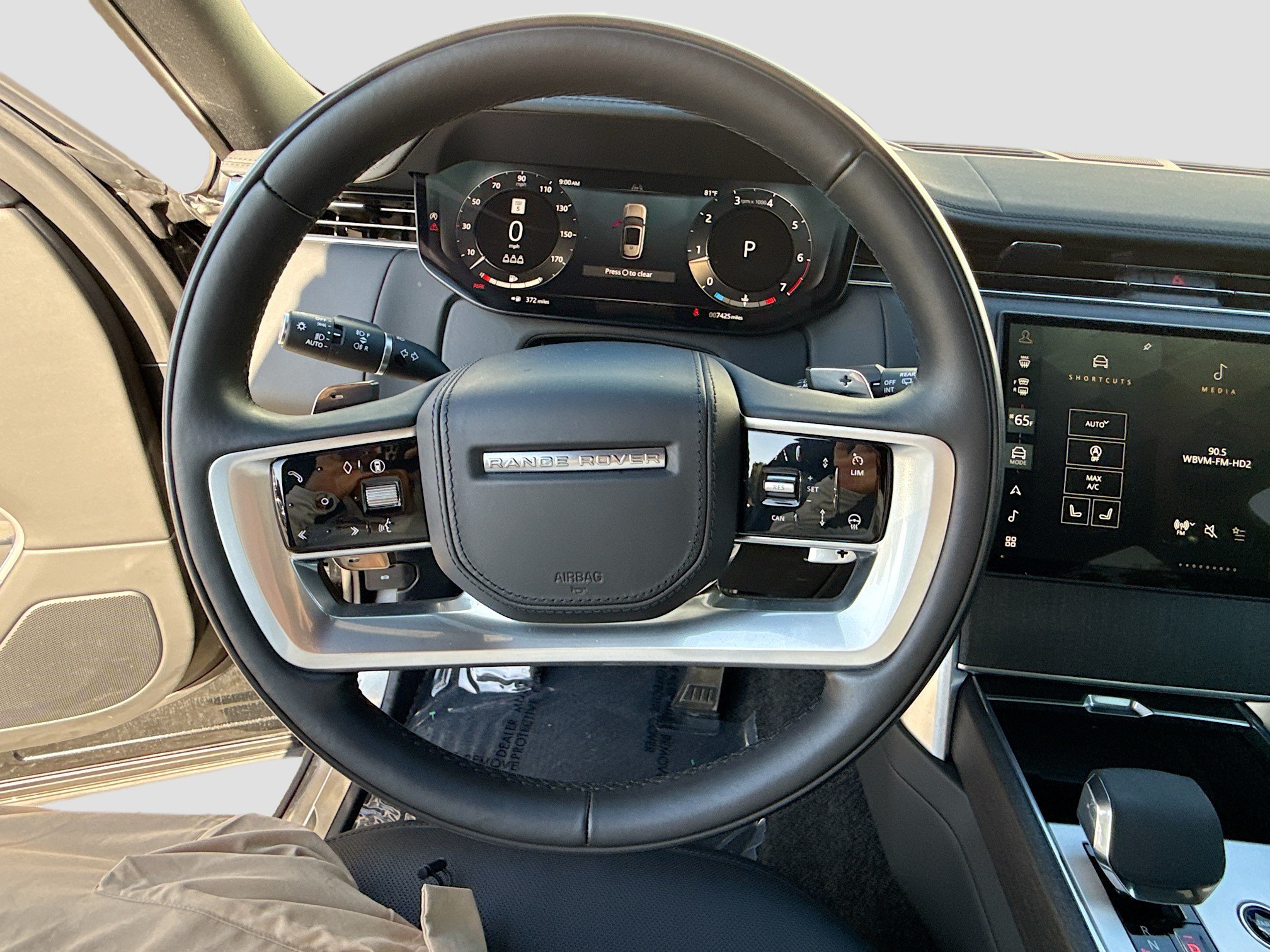 Used 2025 Land Rover Range Rover SE AWD/4WD image 39