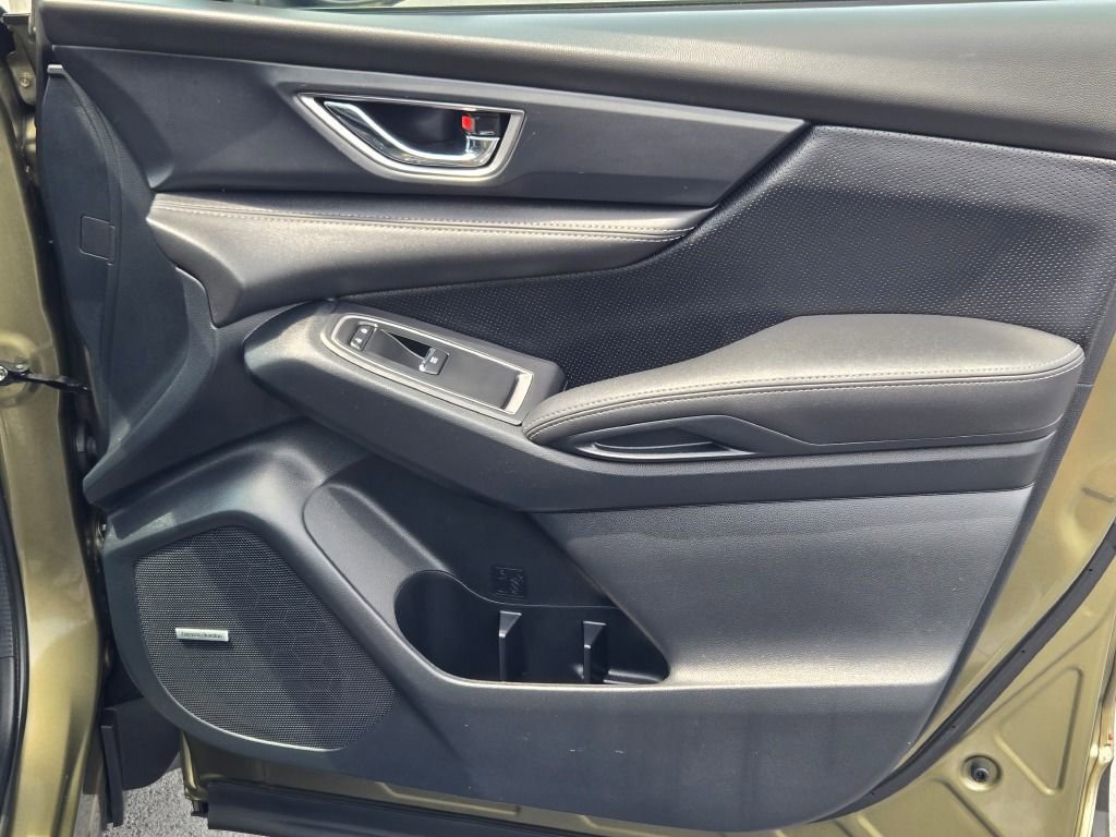 Used 2024 Subaru Ascent Limited w/ Technology Package image 5