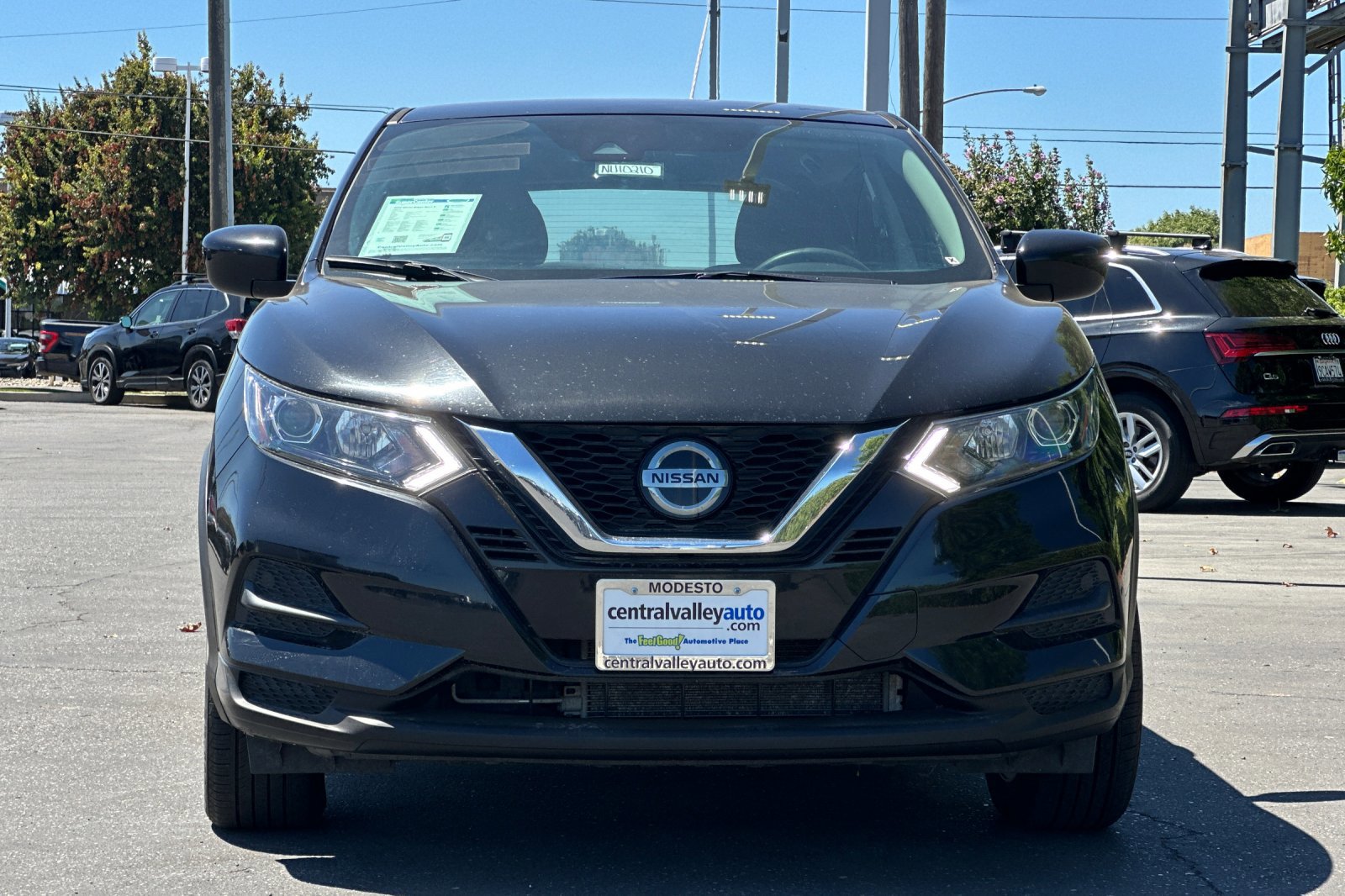 Certified 2022 Nissan Rogue Sport S image 9