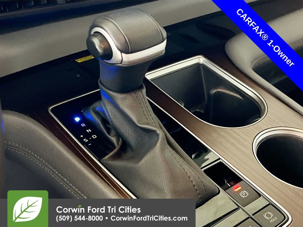 Used 2023 Toyota Sienna XLE w/ XLE Plus Package image 10