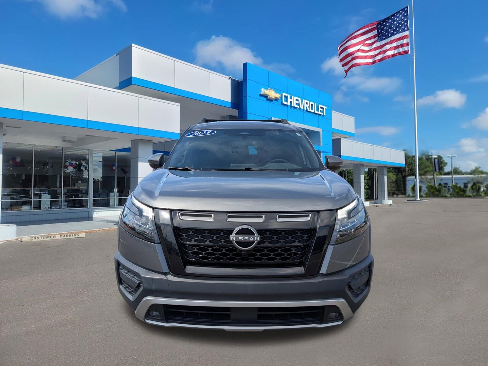 Used 2023 Nissan Pathfinder Rock Creek image 2