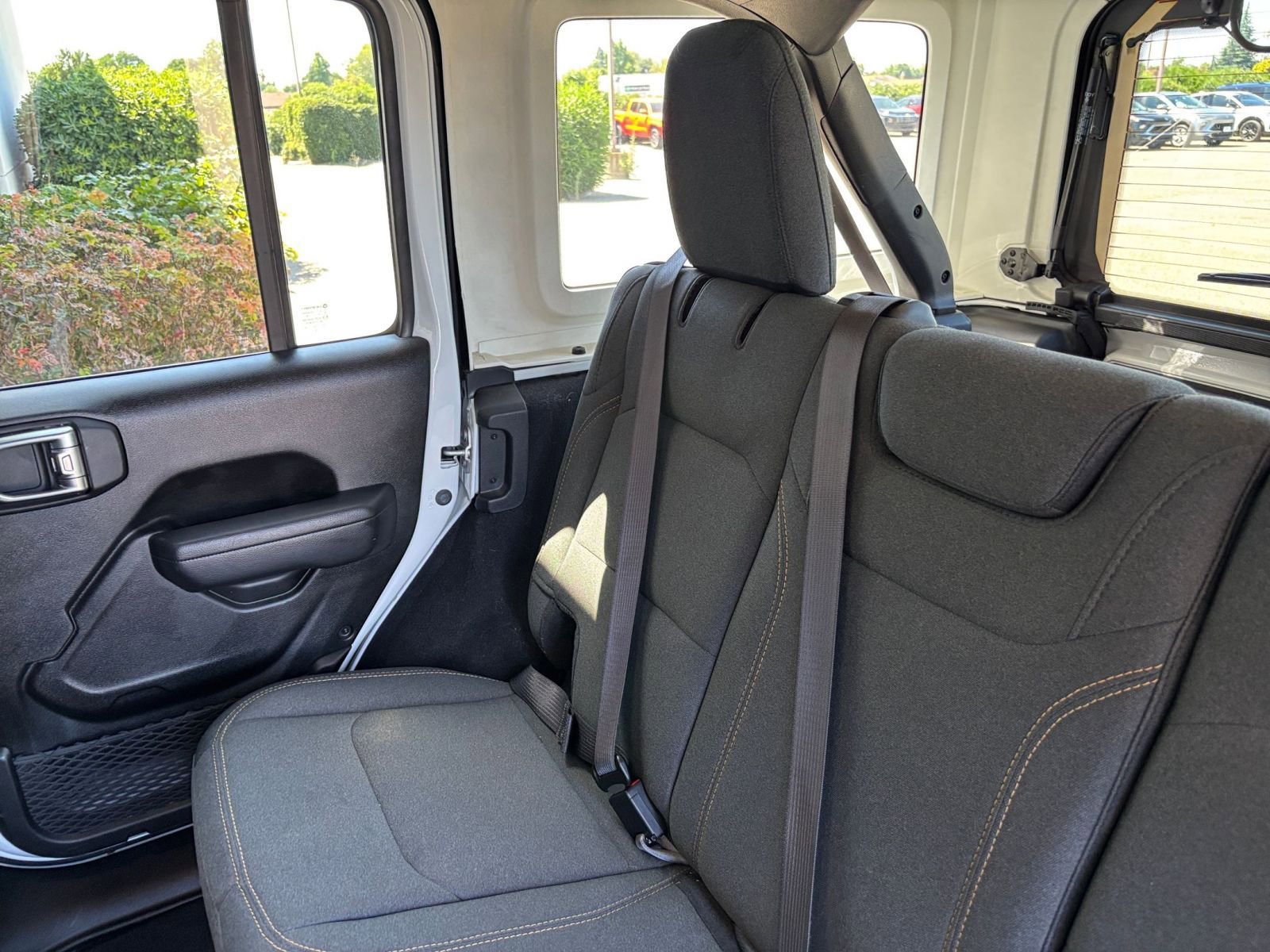 Used 2025 Jeep Wrangler Unlimited Sport AWD/4WD image 38