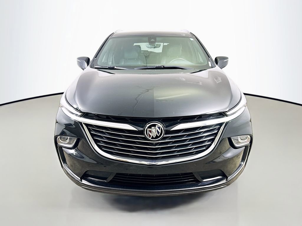 Used 2024 Buick Enclave Essence w/ Technology Package image 2