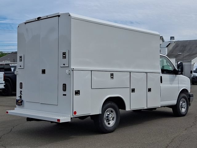 New 2026 Chevrolet Express 3500 w/ Power Convenience Package RWD image 4