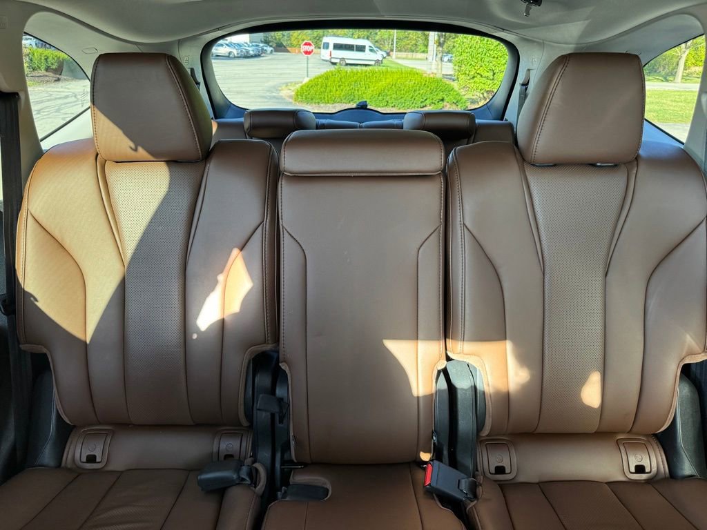 Used 2023 Acura MDX SH-AWD w/ Technology Package image 27