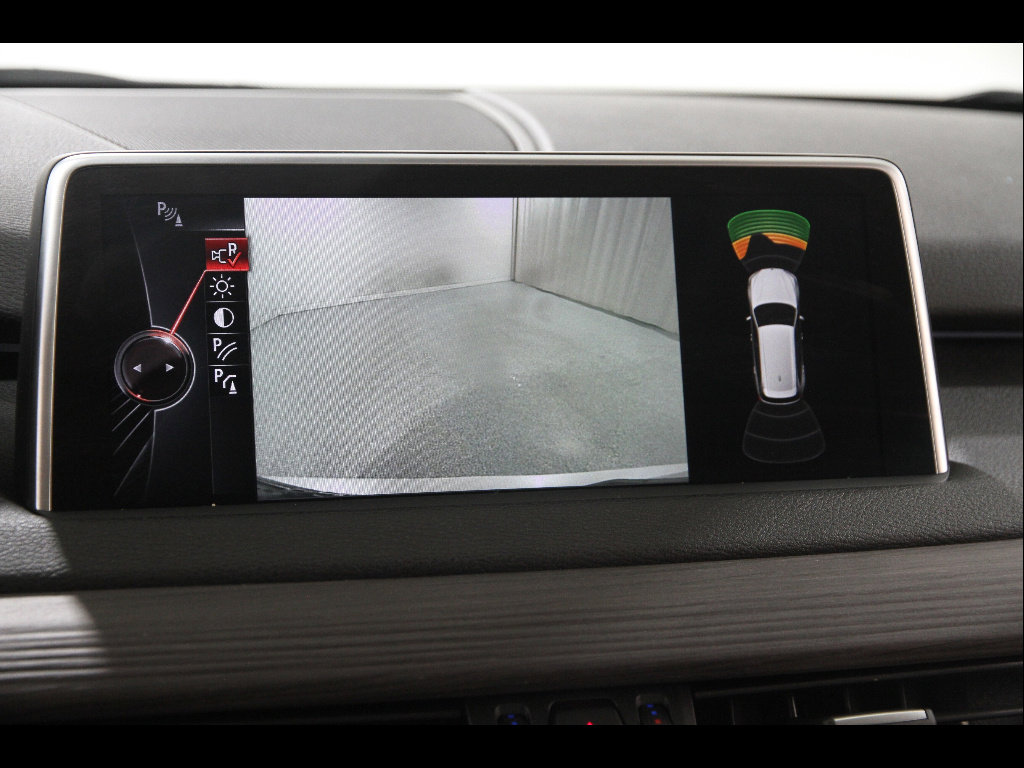 Used 2015 BMW X5 xDrive50i image 13