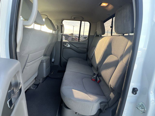 Used 2020 Nissan Frontier SV w/ Midnight Edition Floor Mats image 25