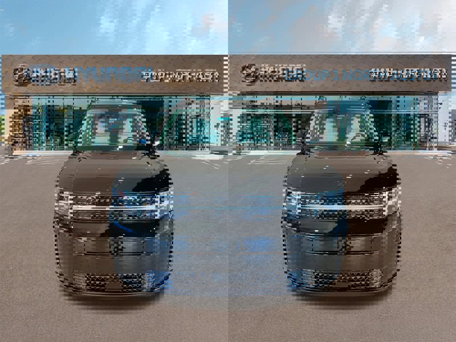 New 2025 Hyundai Santa Fe Calligraphy image 2