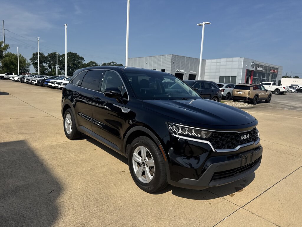 Used 2022 Kia Sorento LX FWD image 6