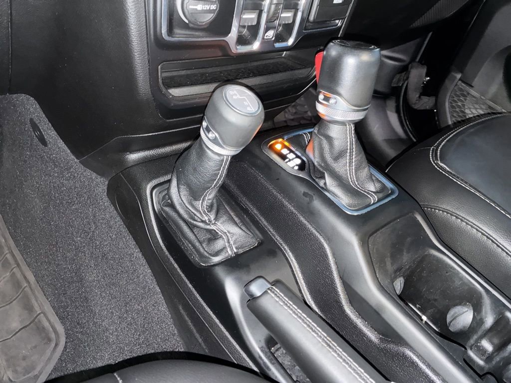 Used 2021 Jeep Wrangler Unlimited Sahara image 14