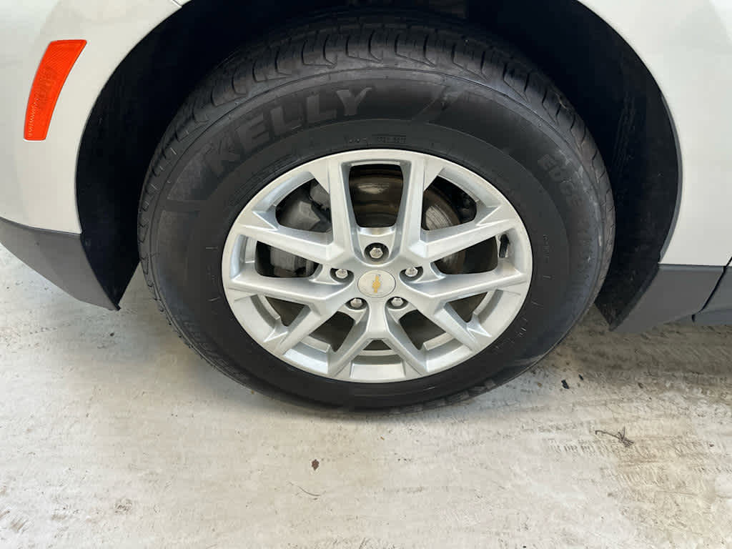 Used 2022 Chevrolet Equinox LT AWD/4WD image 12