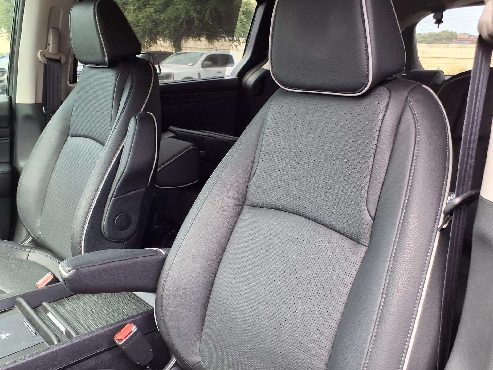 Used 2026 Honda Odyssey Elite image 16