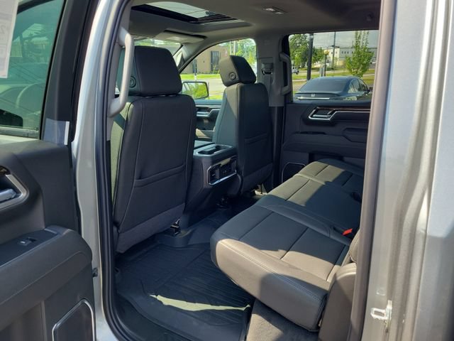 New 2026 GMC Sierra 1500 Elevation w/ Elevation Premium Package AWD/4WD image 12