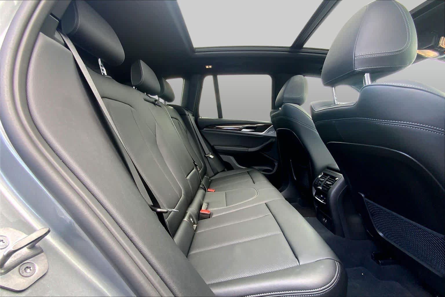 Used 2024 BMW X3 sDrive30i RWD image 21