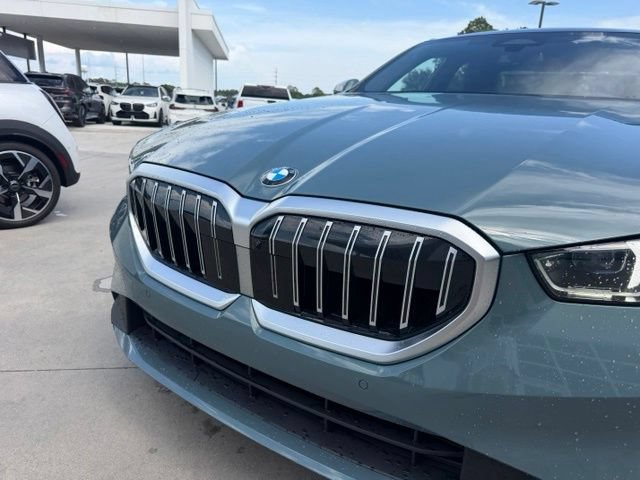 Used 2026 BMW 540i xDrive AWD/4WD image 2