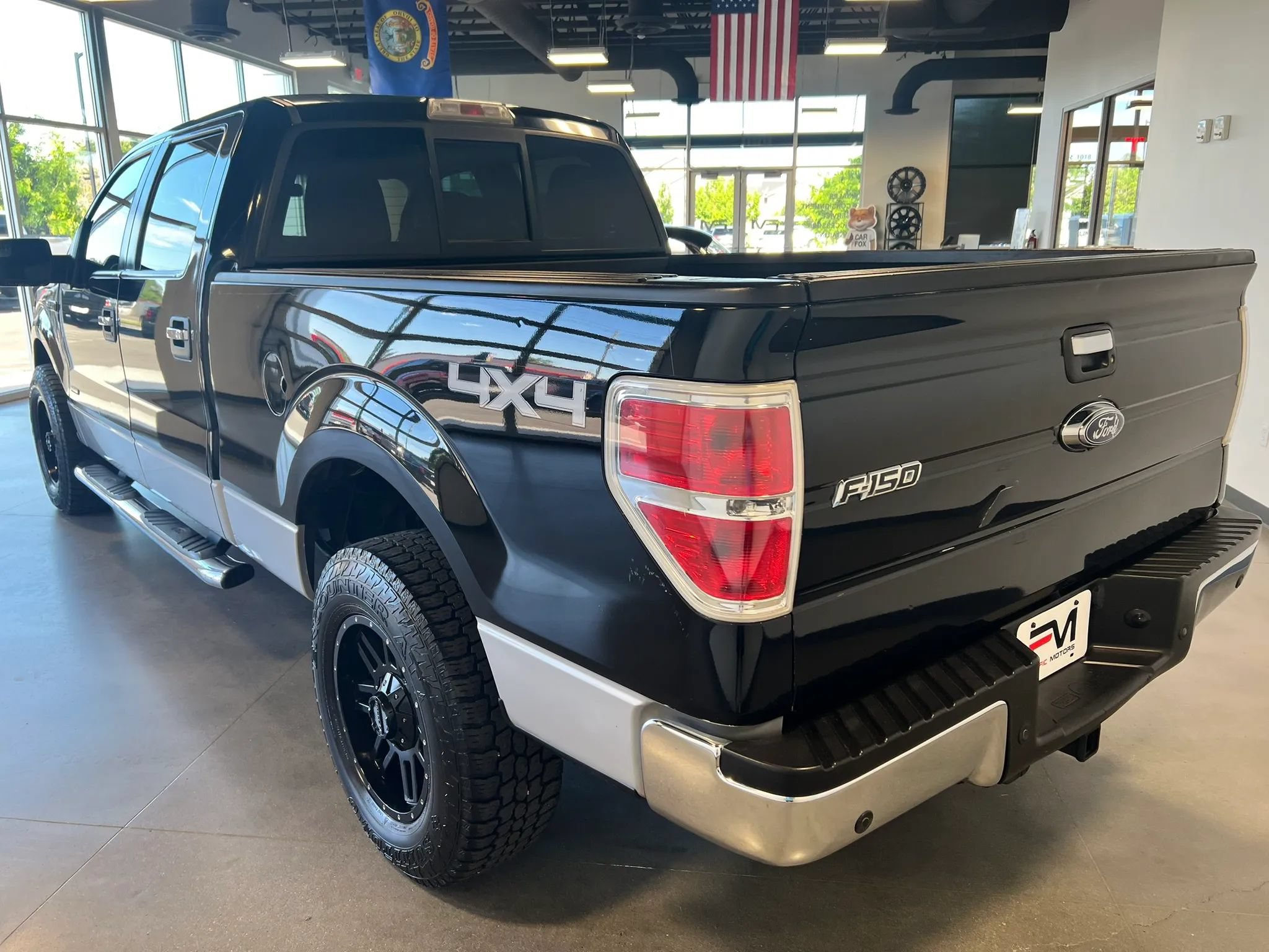 Used 2011 Ford F150 XLT w/ XLT Chrome Pkg AWD/4WD image 5