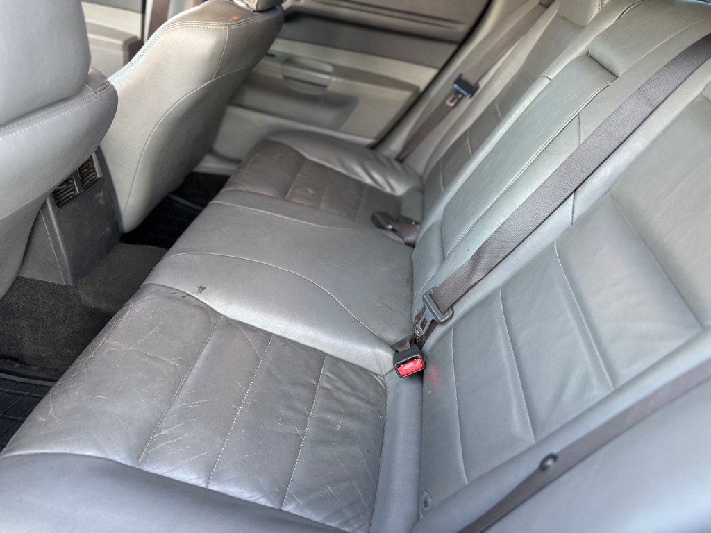 Used 2005 Dodge Magnum SE RWD image 16