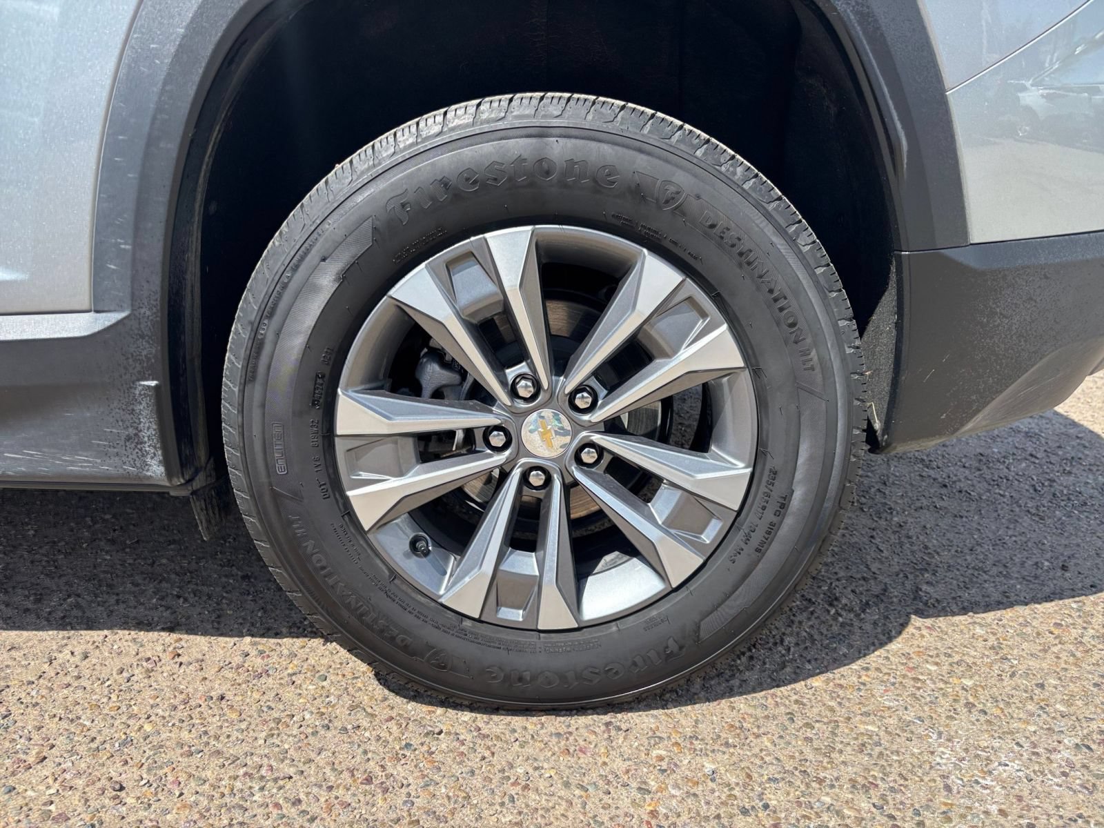Used 2025 Chevrolet Equinox LT FWD image 30
