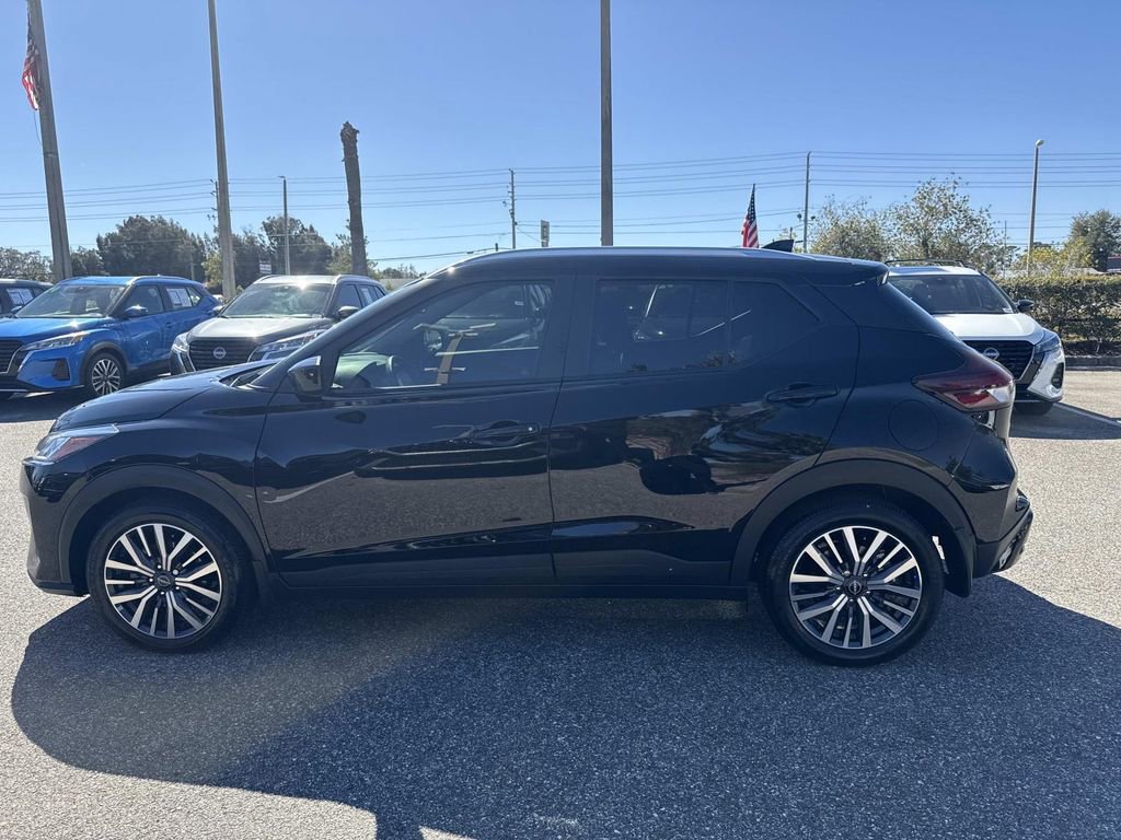 Certified 2024 Nissan Kicks SV image 7