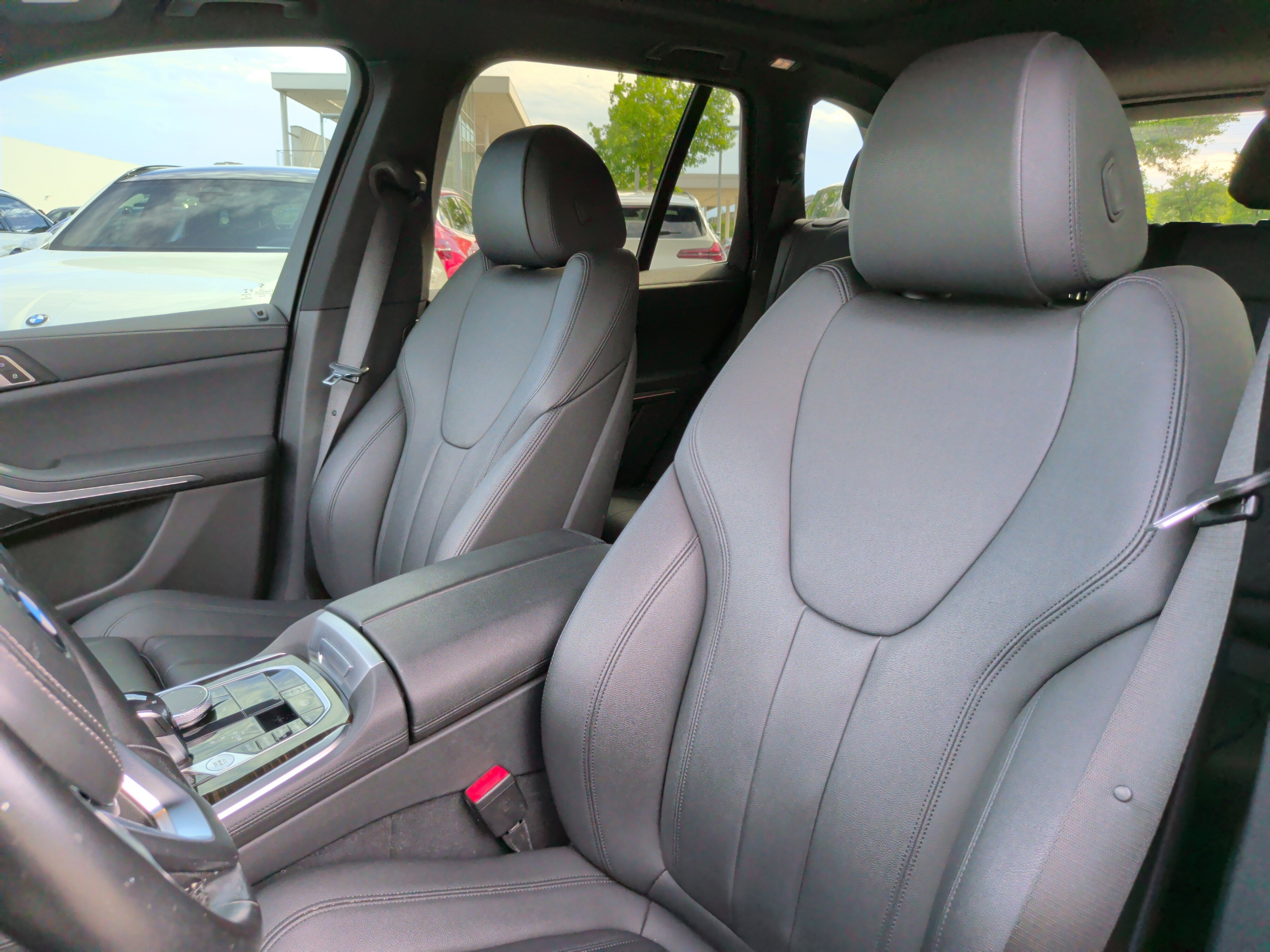 Used 2019 BMW X5 xDrive40i w/ Convenience Package AWD/4WD image 25