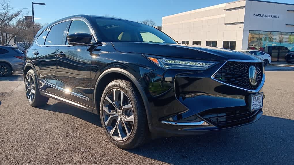 Used 2023 Acura MDX w/ Technology Package AWD/4WD image 7