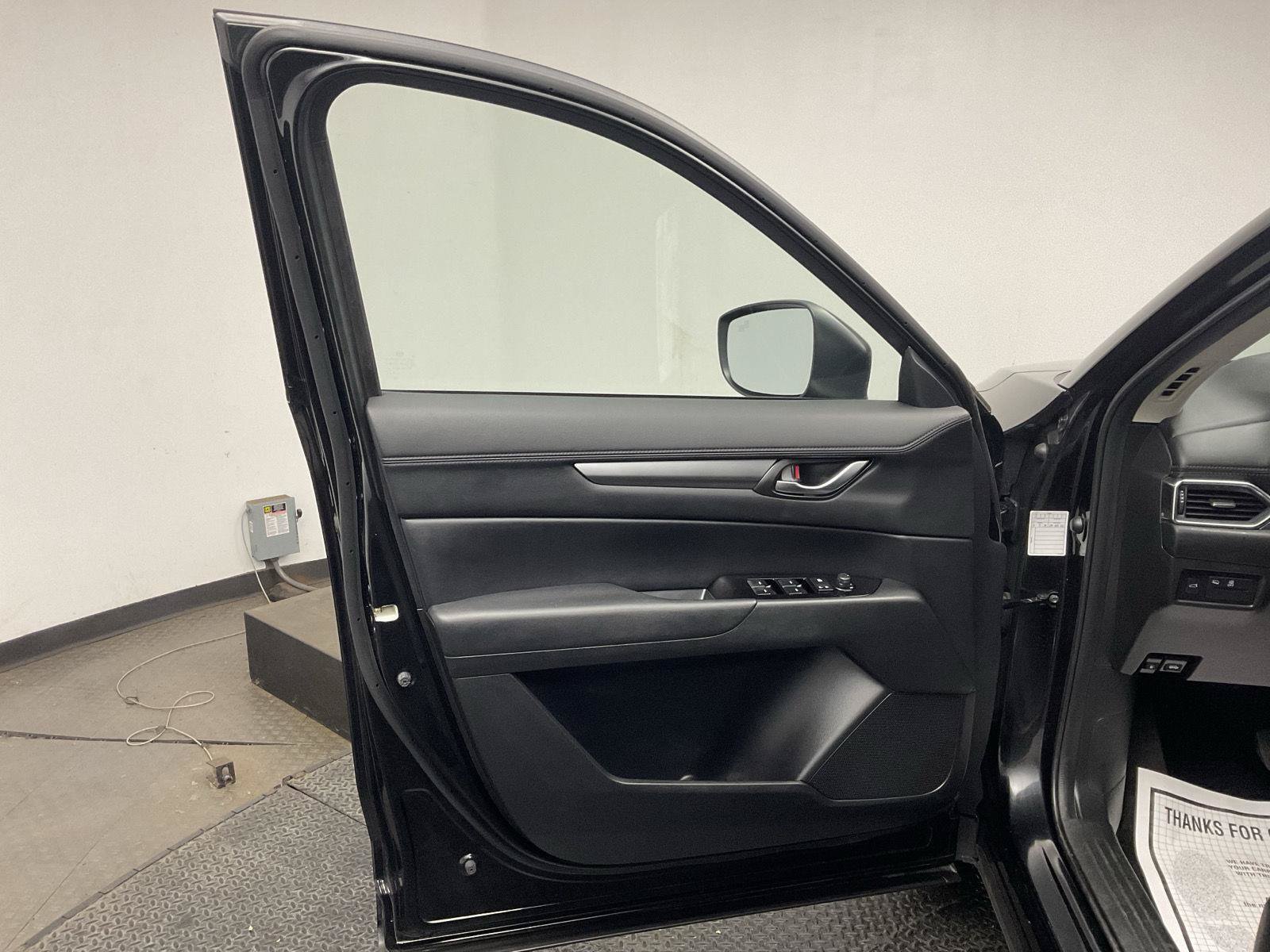 Used 2025 MAZDA CX-5 AWD 2.5 S w/ Preferred Package image 9