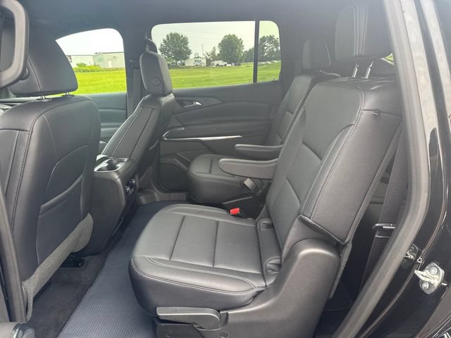 Used 2026 Chevrolet Traverse LT AWD/4WD image 29