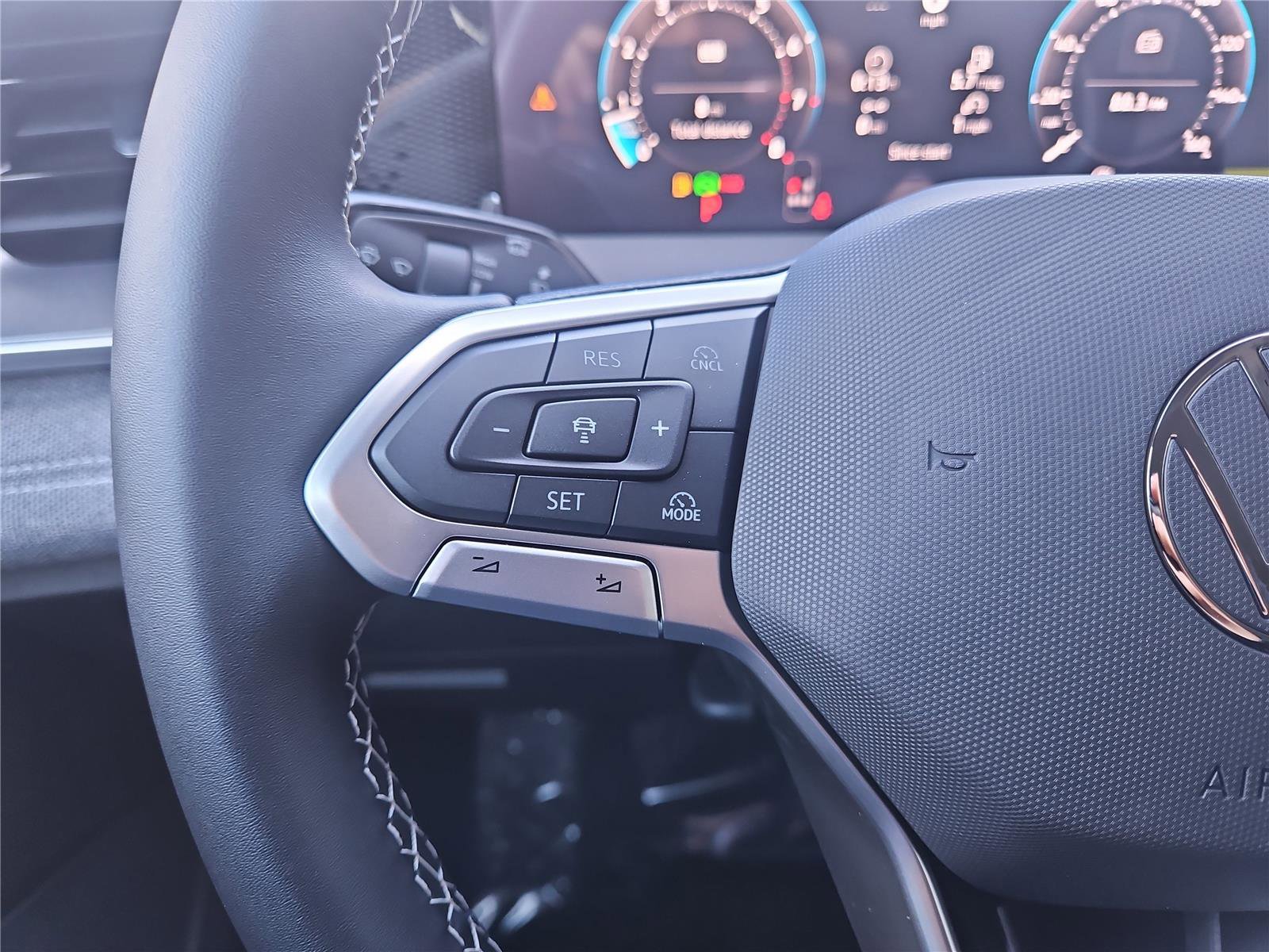 New 2026 Volkswagen Tiguan S image 15