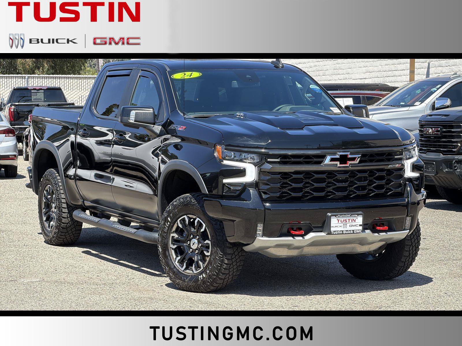 Used 2024 Chevrolet Silverado 1500 ZR2 AWD/4WD image 1