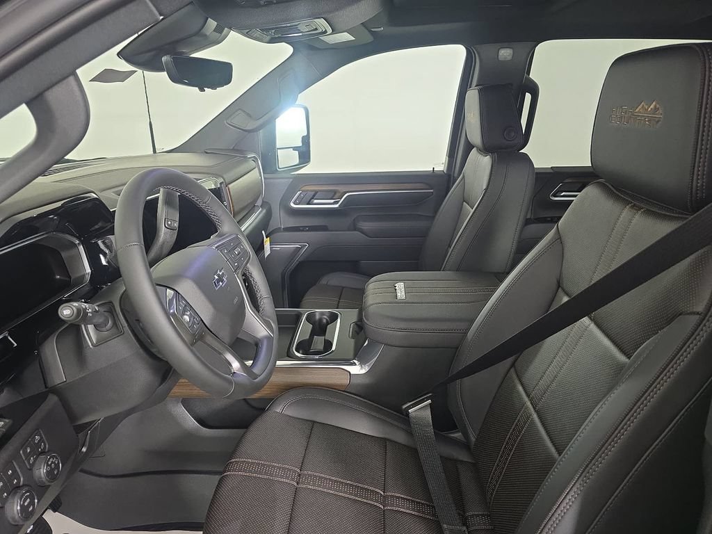 New 2026 Chevrolet Silverado 3500 High Country w/ High Country Premium Package AWD/4WD image 11
