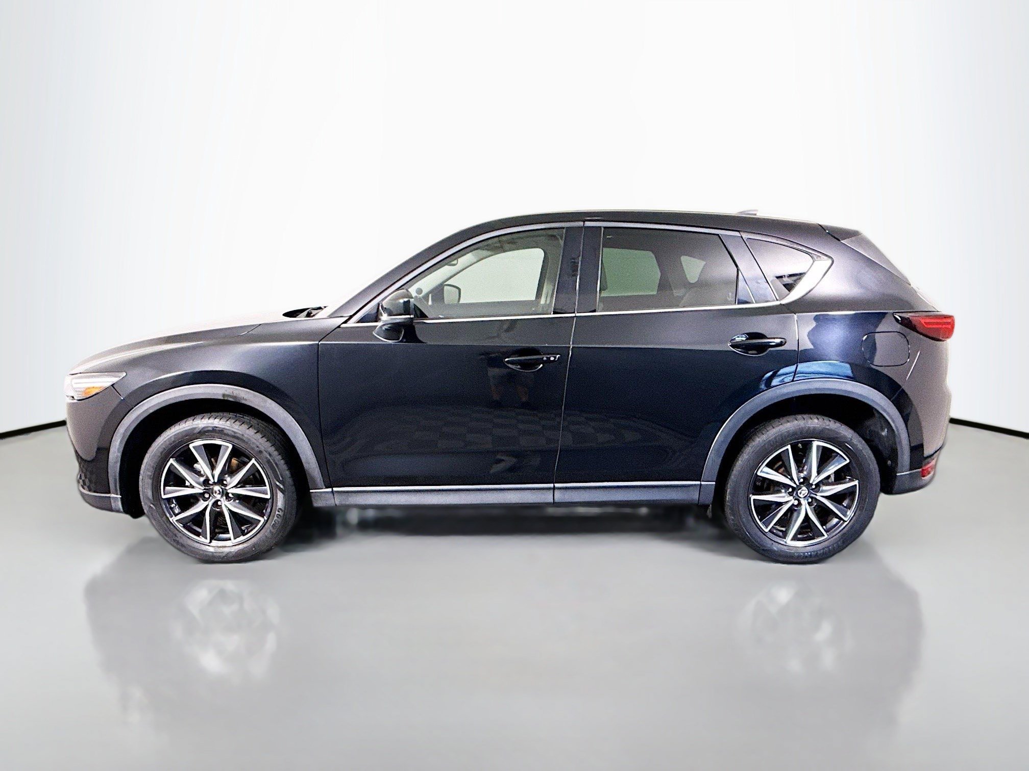 Used 2017 MAZDA CX-5 Grand Touring FWD image 6