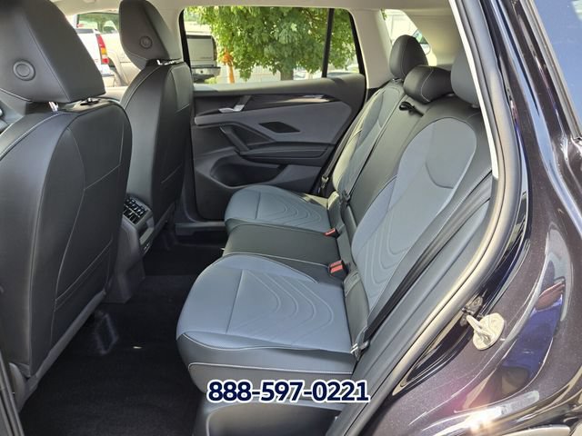 New 2026 Volkswagen Tiguan SE FWD image 7