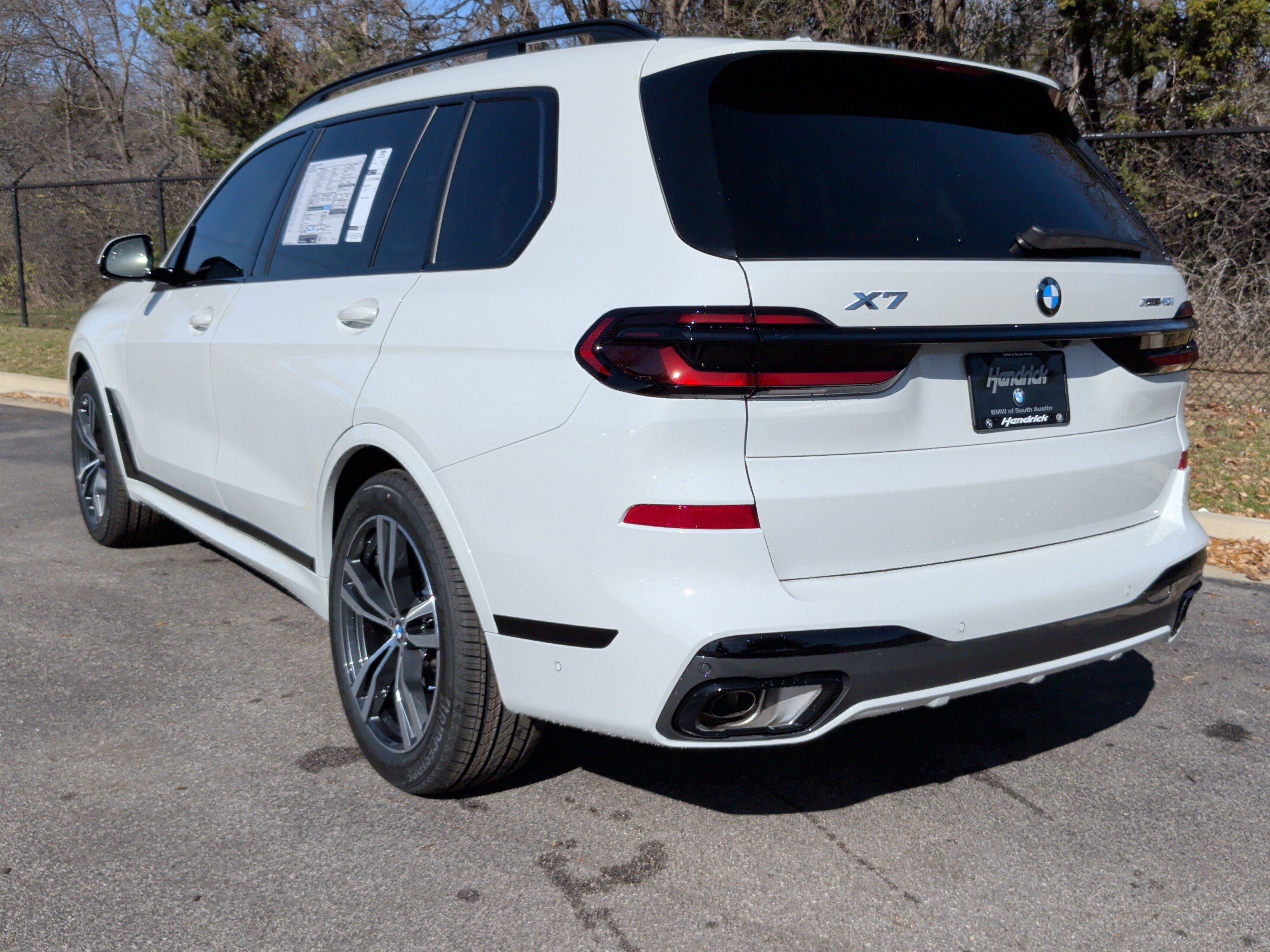 Used 2026 BMW X7 xDrive40i w/ M Sport Package AWD/4WD image 12
