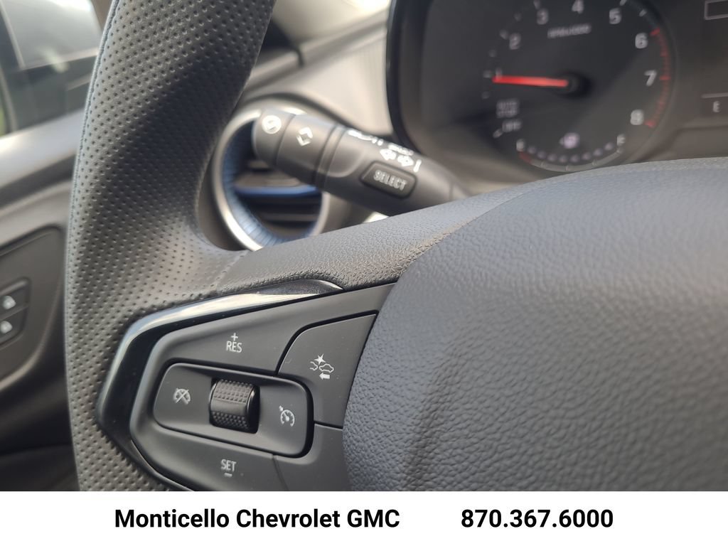 New 2026 Chevrolet Trax LS w/ LS Convenience Package FWD image 19