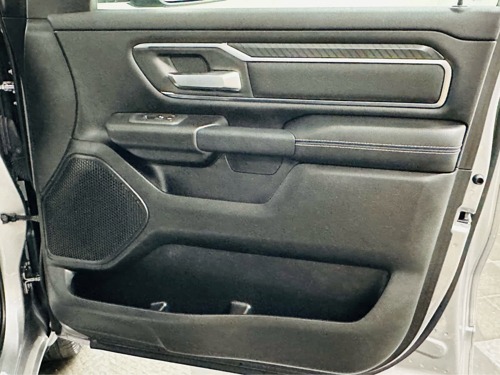 Used 2025 RAM 1500 Big Horn AWD/4WD image 24